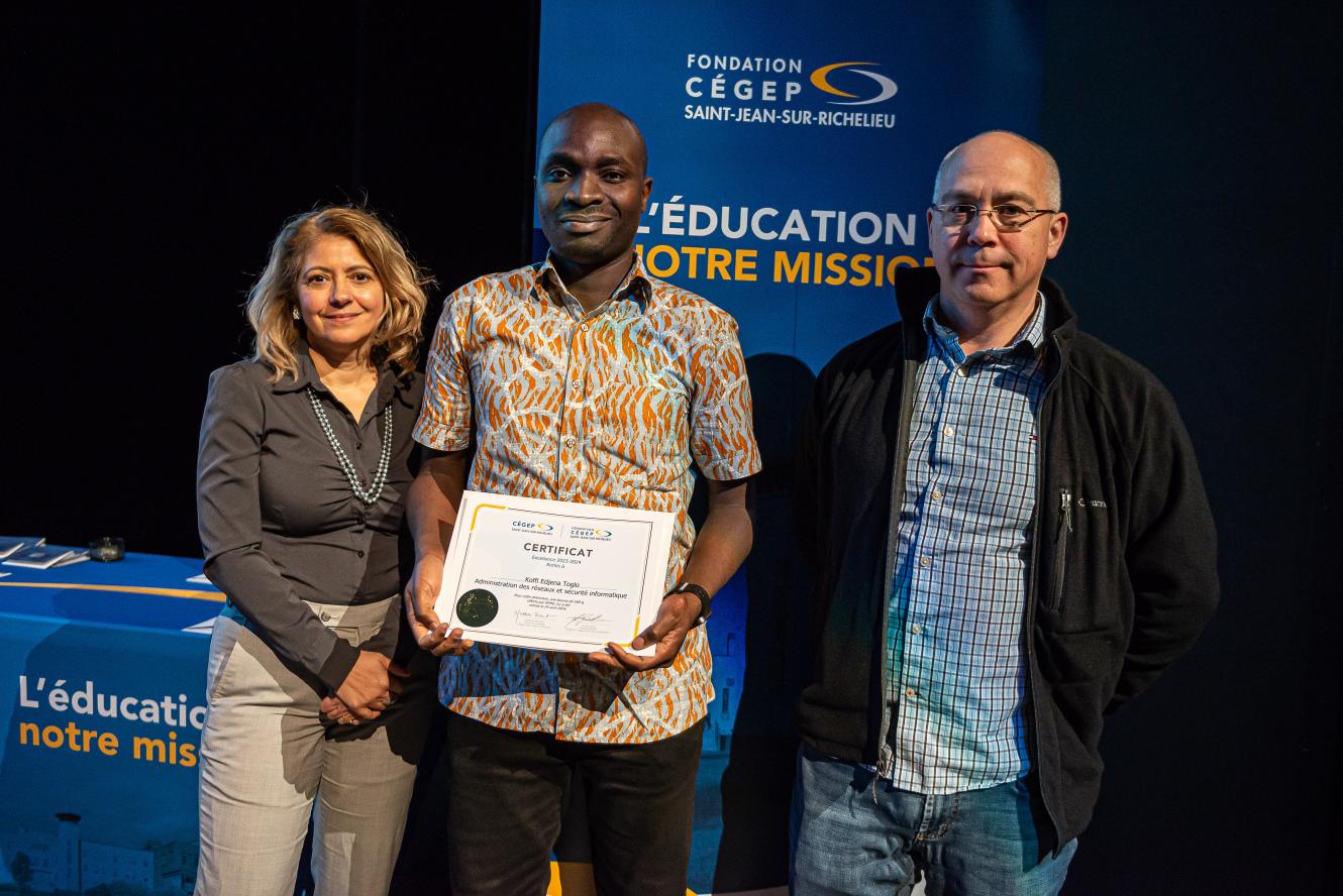 Koffi Edjena Toglo, excellence - offerte par KPMG
