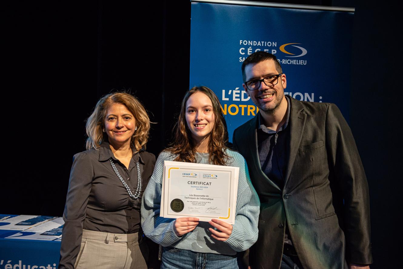 Léa Bissonnette-Vir, excellence - offerte par KPMG