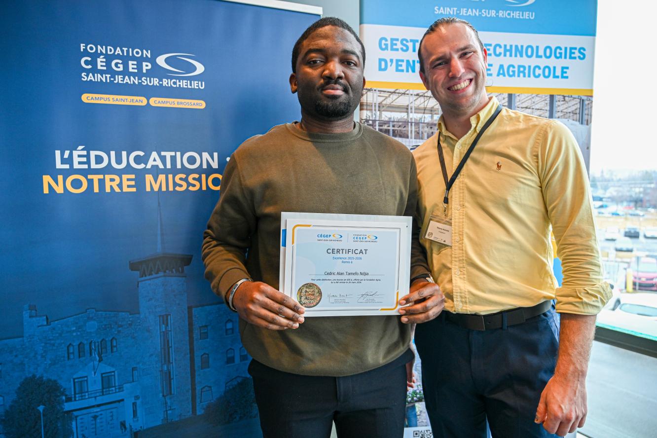 Cedric Alan Tamefo Ndjia - offerte par la Fondation Agria