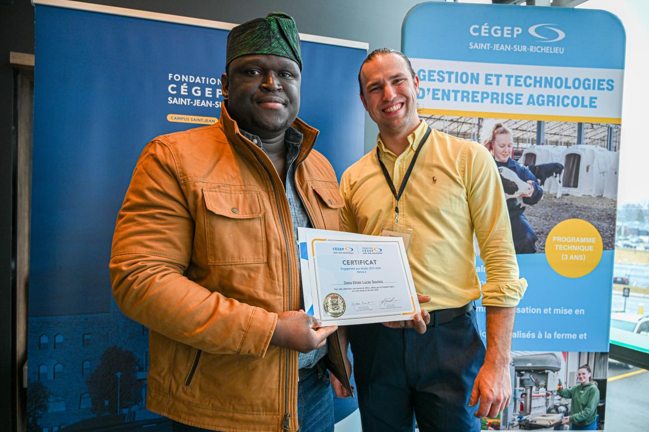 Dona Elmer Lucas Sounou - offerte par la Fondation Agria