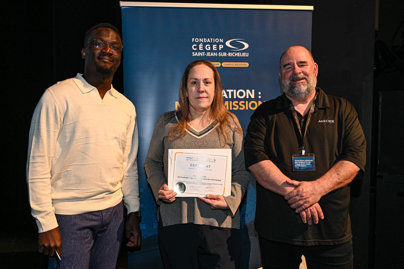 Patricia Grenier, engagement aux études - offerte par l'Association générale des étudiant·es du Cégep Saint-Jean-sur-Richelieu