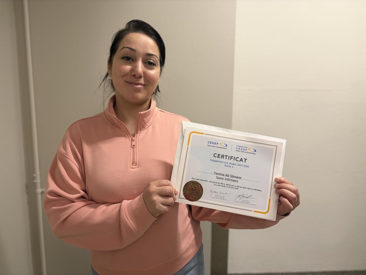 Yamina Ait Slimane, engagement aux études - offerte par la Ville de Saint-Jean-sur-Richelieu