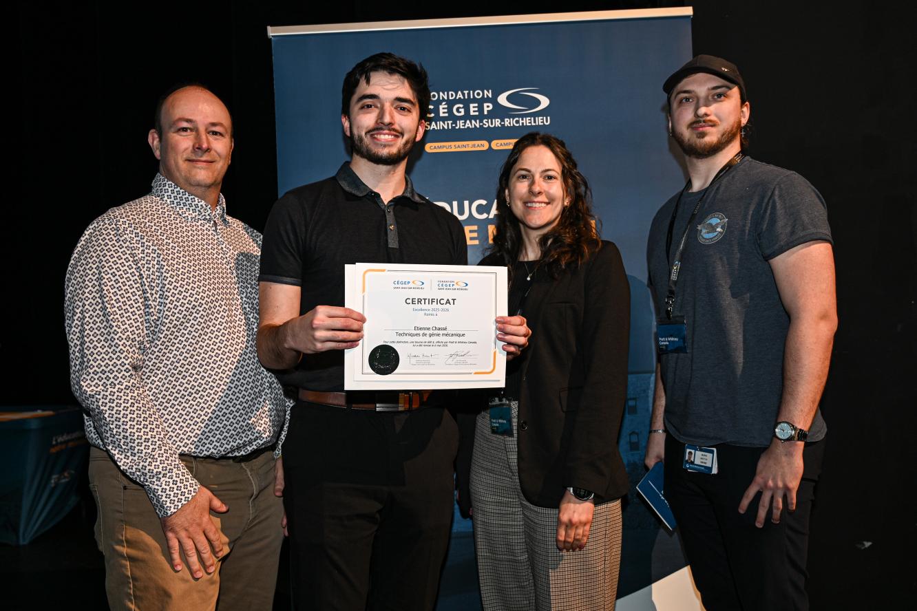 Etienne Chassé, excellence - offerte par Pratt & Whitney Canada