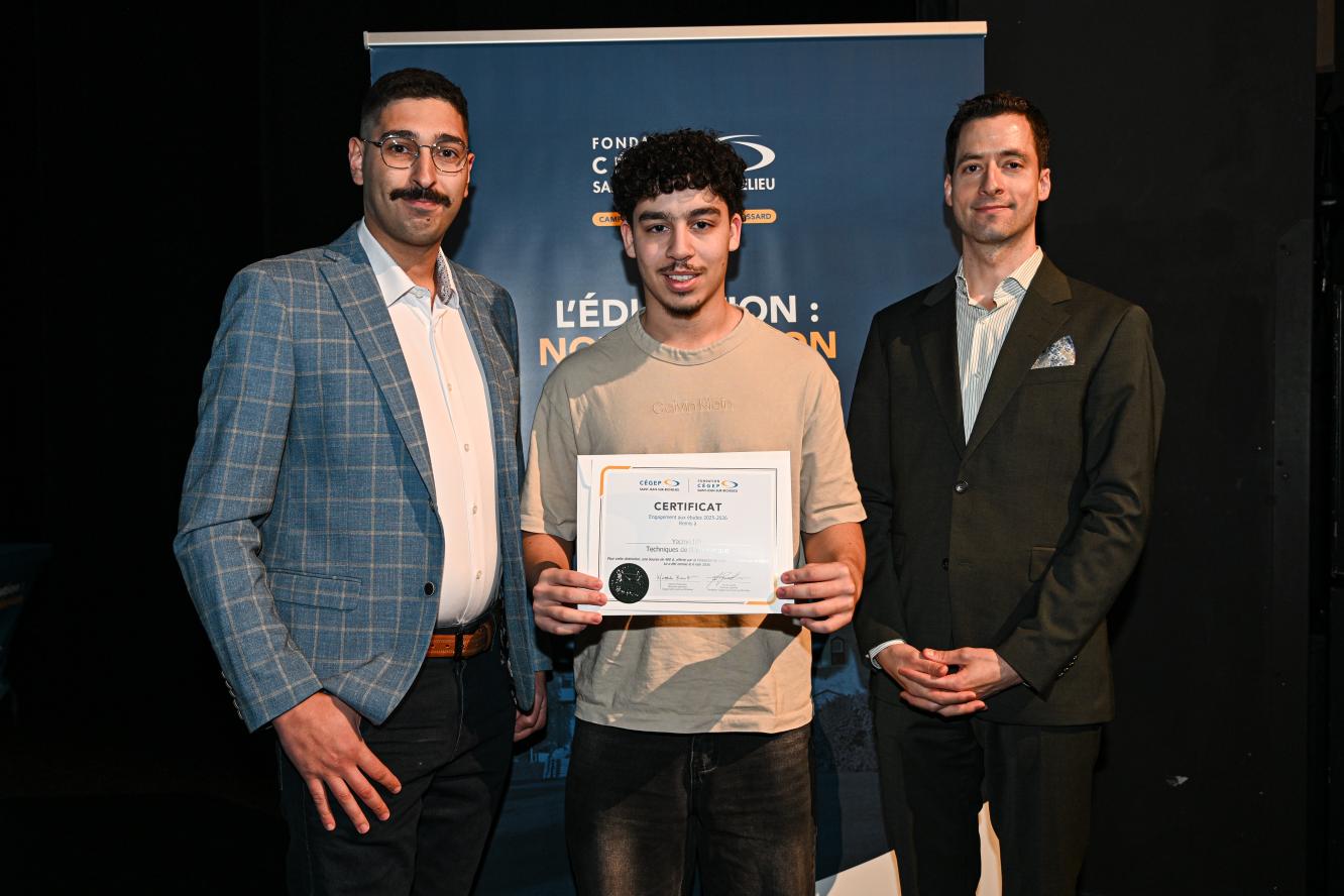 Yacine Idir, engagement aux études - offerte par la Fondation du Cégep Saint-Jean-sur-Richelieu